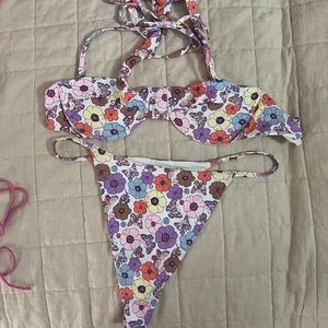 NEW Frankie’s bikini set